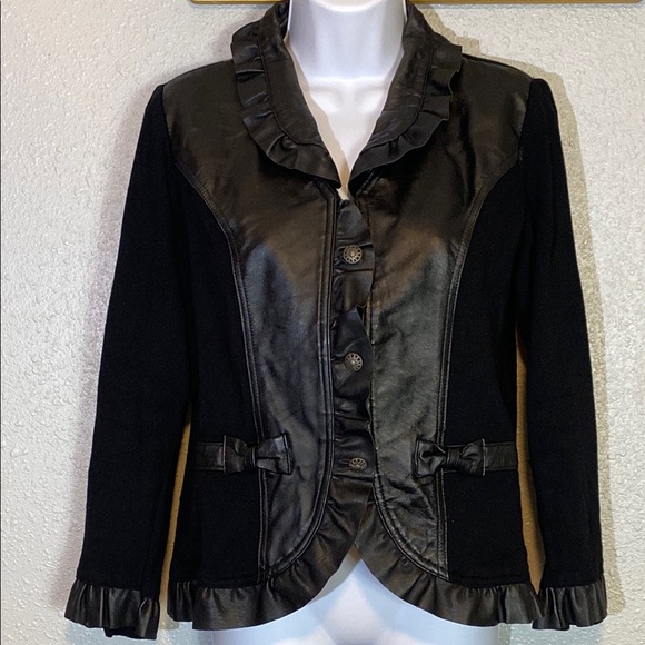 Black Fitted Leather Blazer/Cardigan with Notched Collar and Gathered Waist - Picture 1 of 9